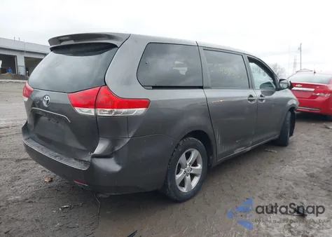 2011 Toyota Sienna Le z USA, uszkodzony, nr VIN 5TDKA3DC7BS005708